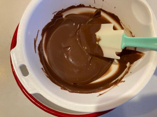 滑らかに合ったミルクチョコレート